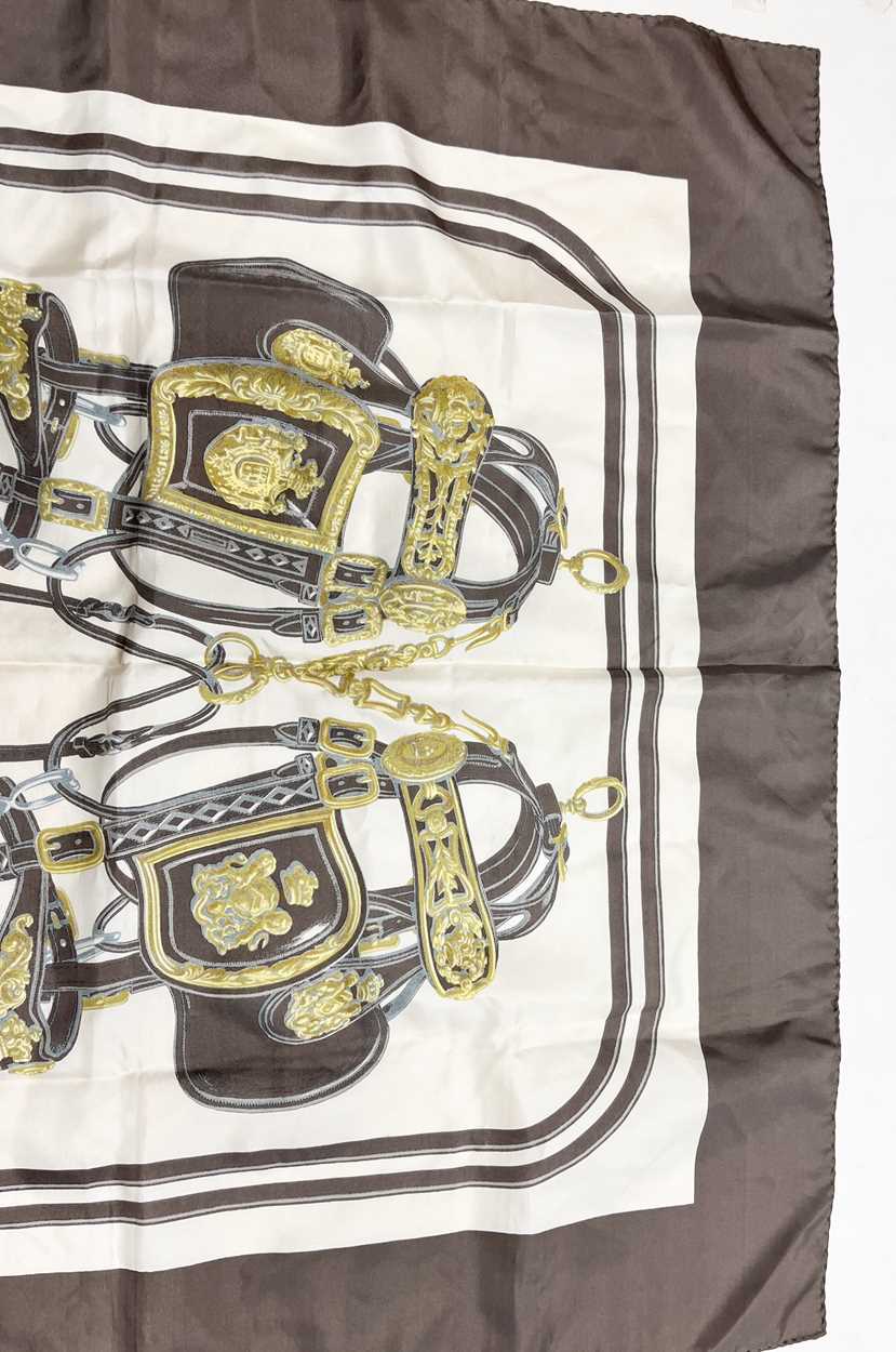 Hugo Grygkar for Hermes, a 'Brides de Galla' silk scarf, - Image 4 of 6