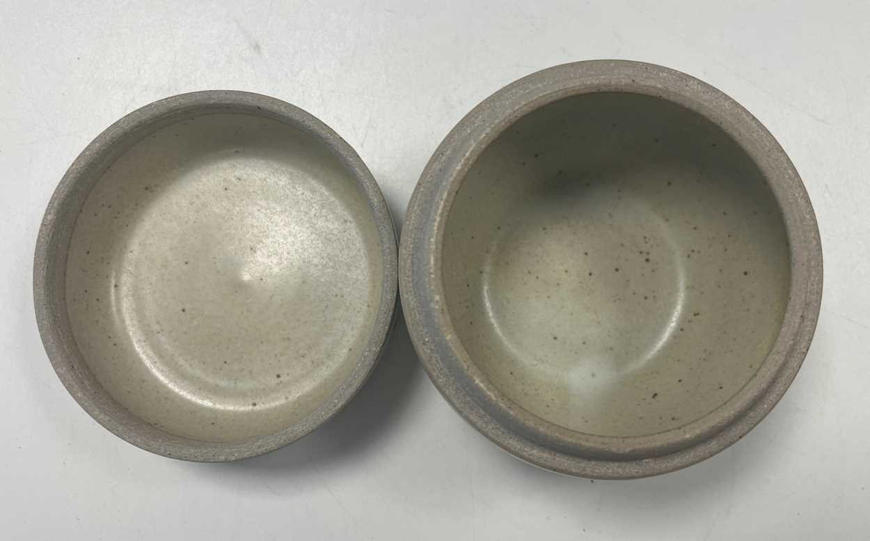 § David Leach OBE (1911-2005) at Lowerdown Pottery, a small stoneware lidded bowl, - Image 7 of 9