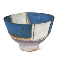 § Robin Welch (1936-2019), a stoneware footed bowl, circa 1987,