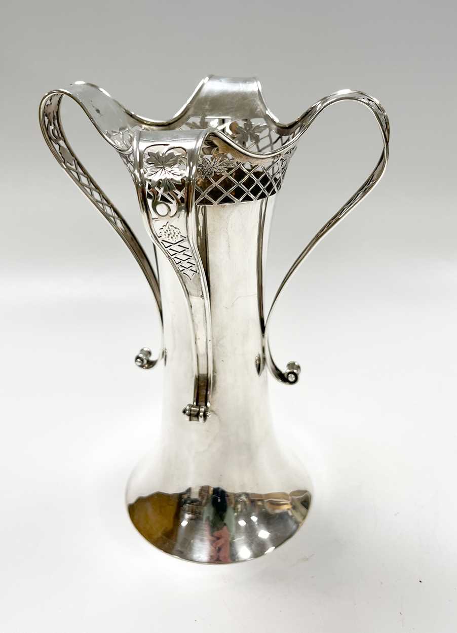 Sir Richard Burbridge for Harrods, an Art Nouveau silver four-handled vase, 1911, - Image 5 of 10