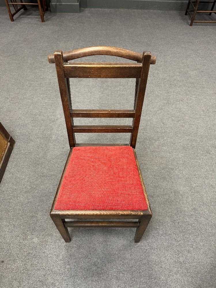 Arthur W. Simpson (1857-1922) of Kendal, a rare oak valet chair, - Image 2 of 6