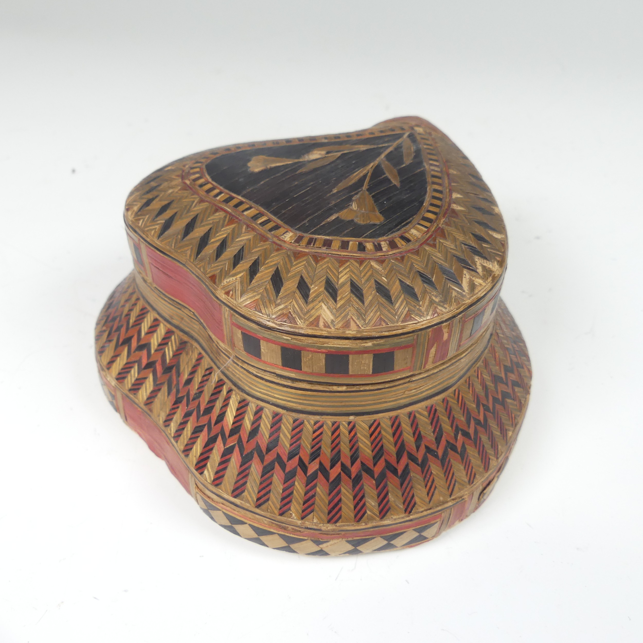Early 19th century French Prisoner of War straw work Jewellery Box, of shaped tear-drop form, with - Image 4 of 10