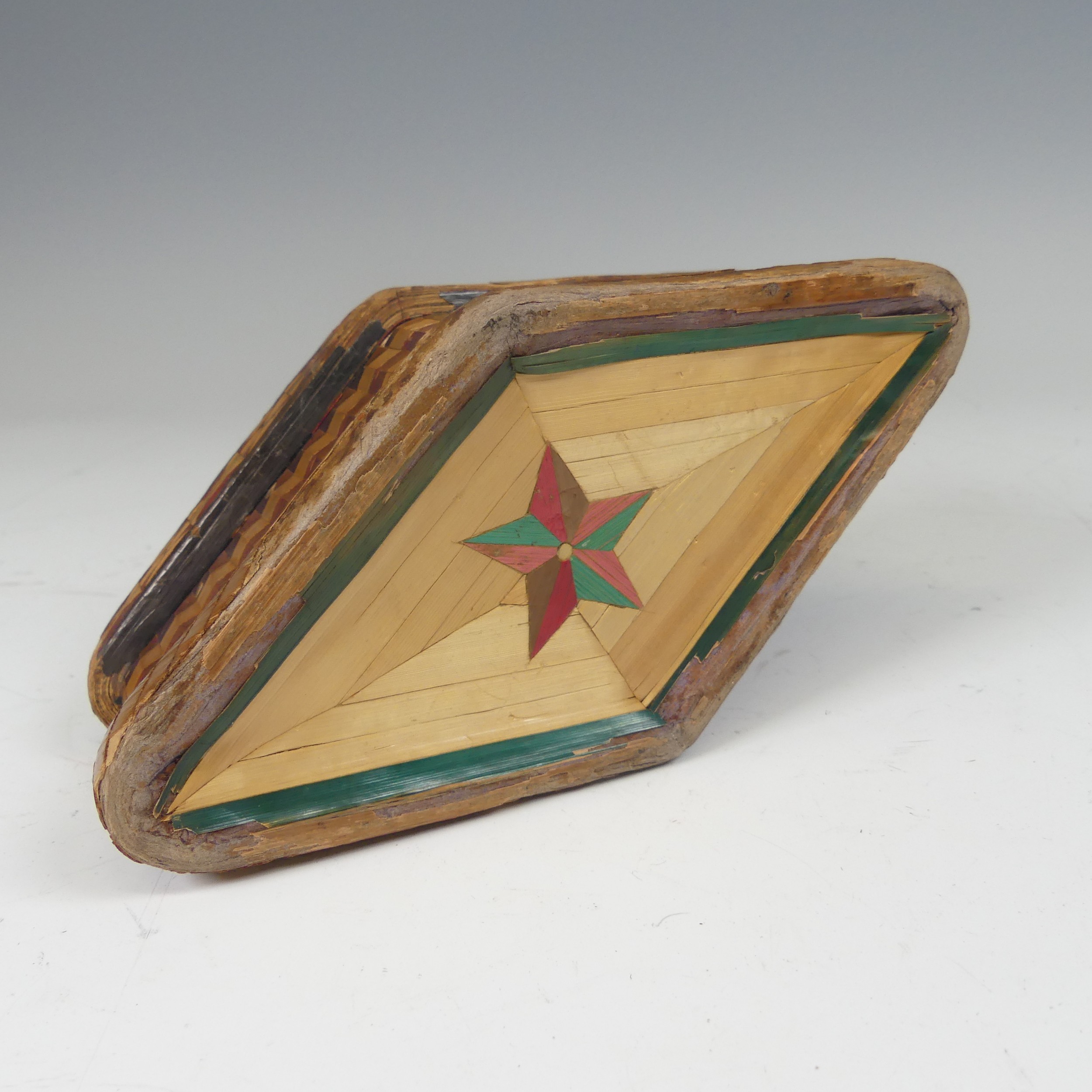 Early 19th century French Prisoner of War straw work Jewellery Box, of shaped tear-drop form, with - Image 10 of 10