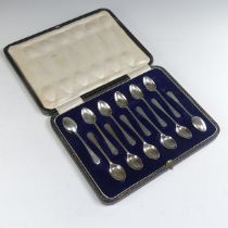 A cased set of twelve silver Coffee Spoons, by Thomas Bradbury & Sons Ltd, hallmarked Sheffield,