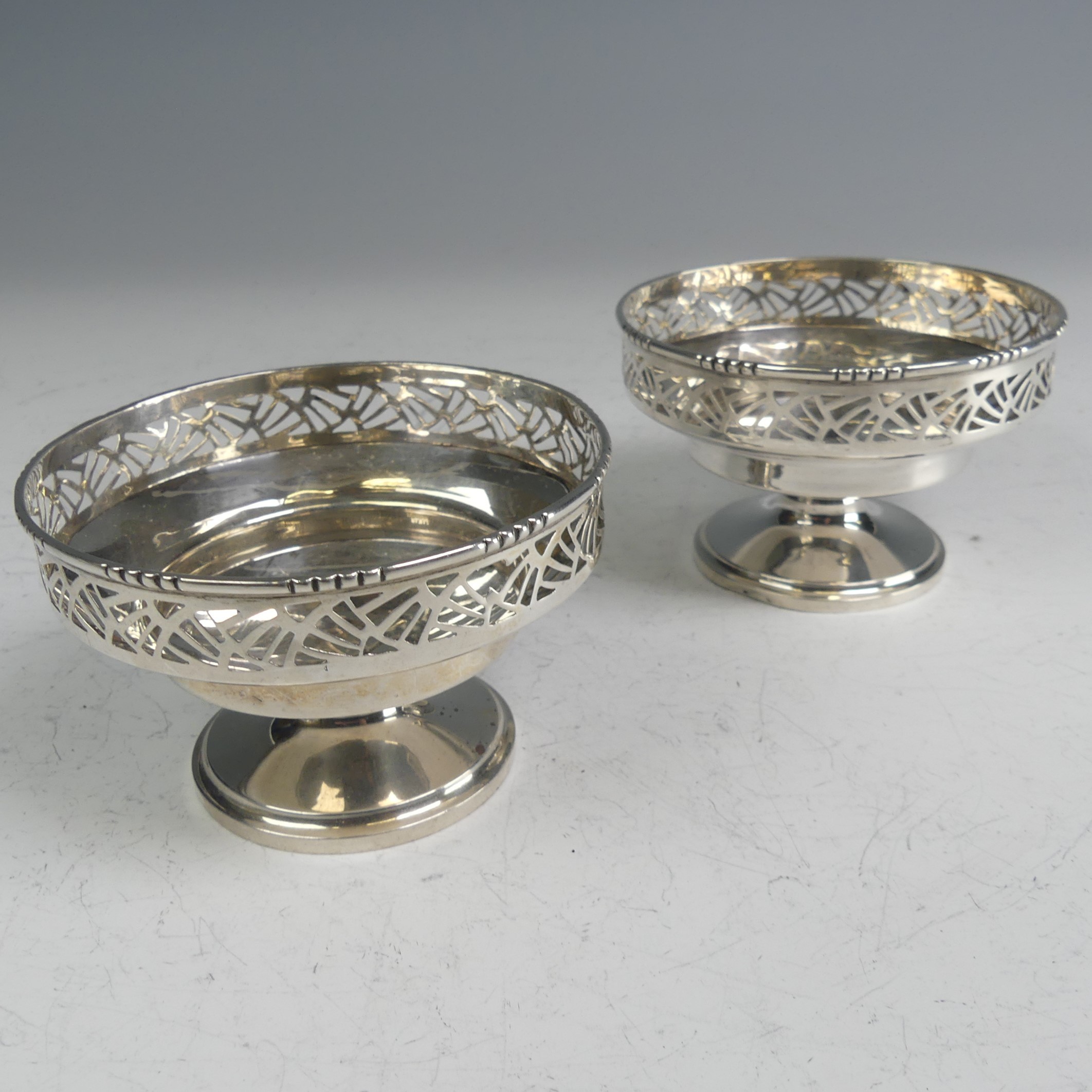 A pair of George V silver Bon Bon Dishes, by William Devenport, hallmarked Birmingham 1929, of