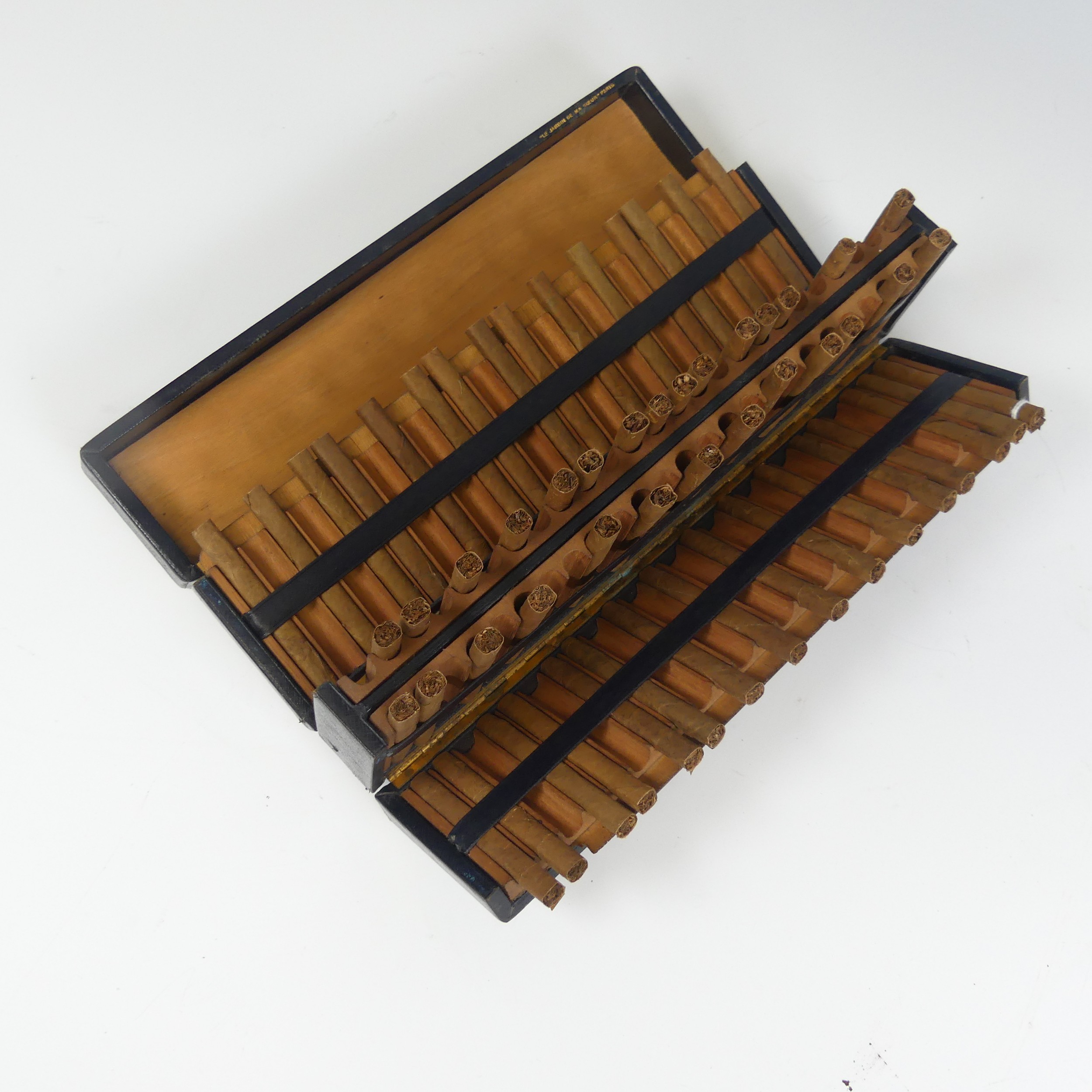 An early 20th century leather bound cigar Case, stamped ''Le Jardin De Ma Soeur'' Paris', W 28.5 - Image 3 of 7