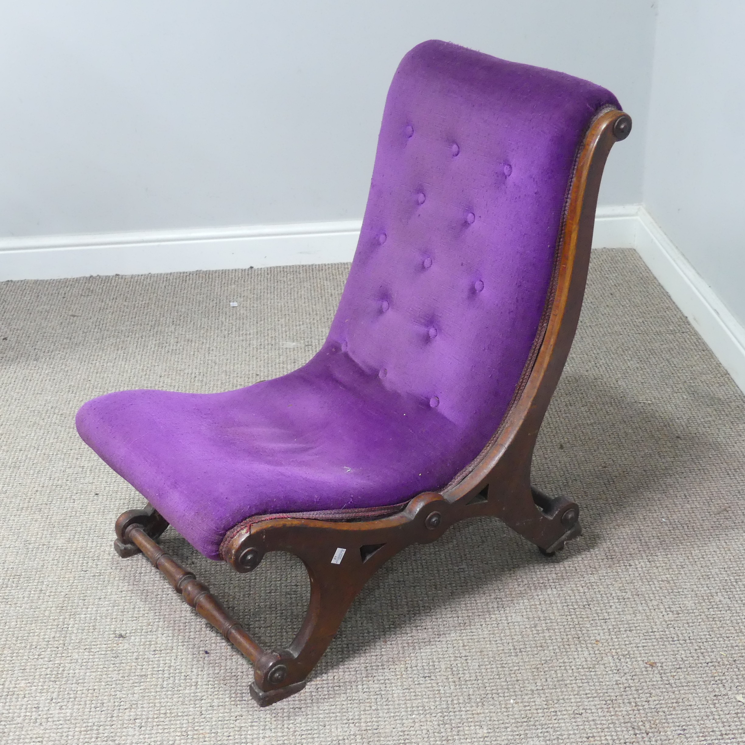 An antique Regency style scroll mahogany Nursing Chair, with button-back purple upholstery, W 40 - Image 6 of 7