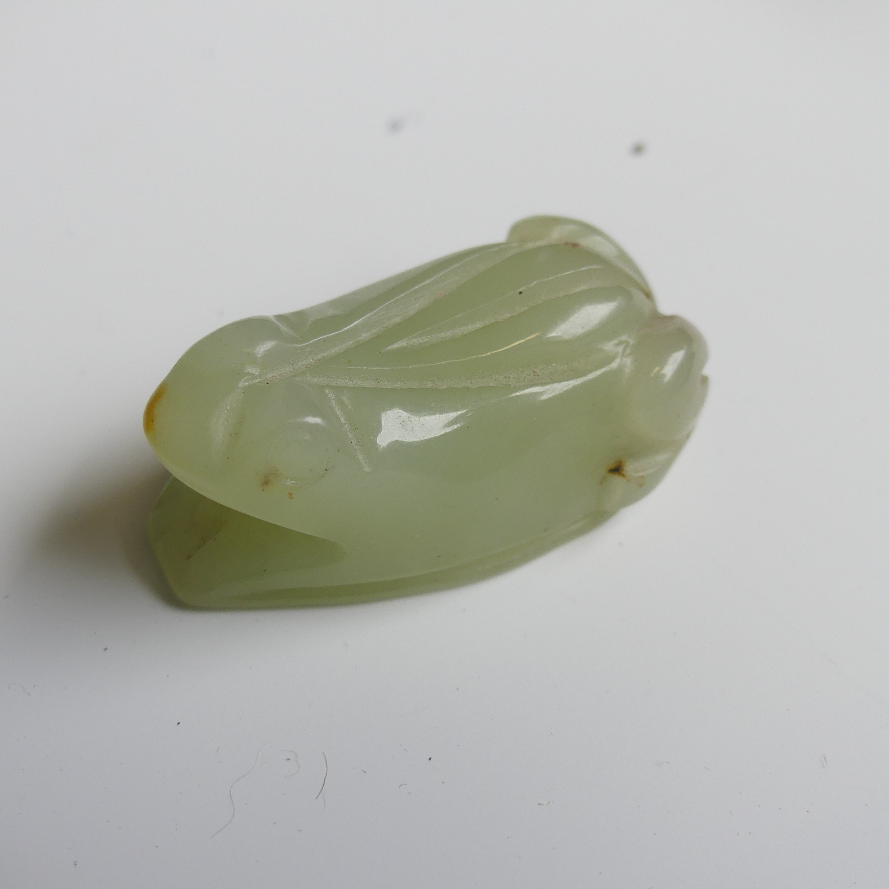 A small quantity of Chinese Jade, to comprise a Tiger Jade recumbent Dog, 8cm x 5cm, together with a - Image 10 of 26