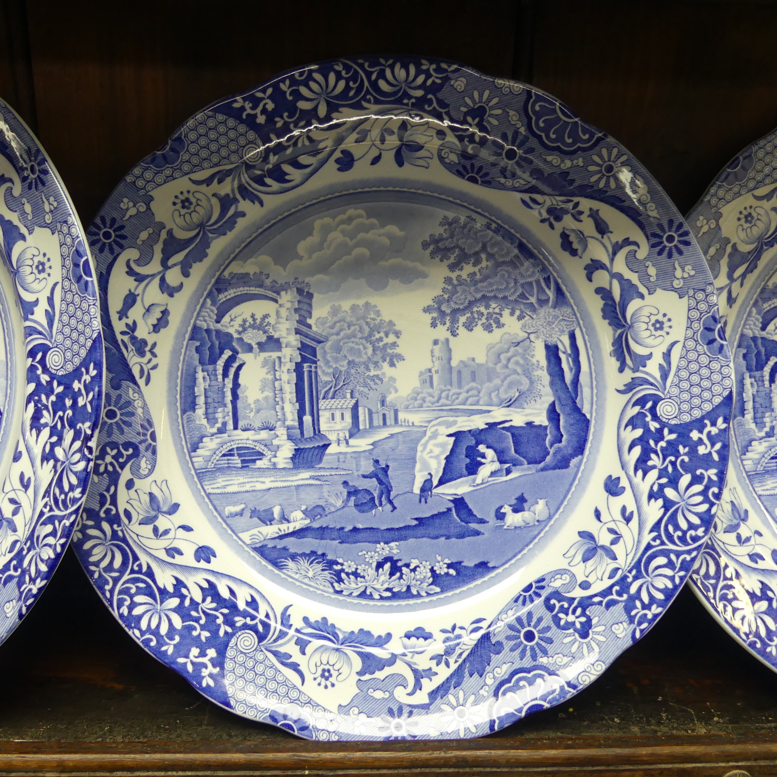 Spode Italian: a six piece Dinner Service, including six dinner plates, six fish plates, six - Image 2 of 3
