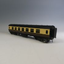 Exley ‘0’ gauge GWR All 3rd Corridor Passenger Coach, chocolate and cream, No.8899.