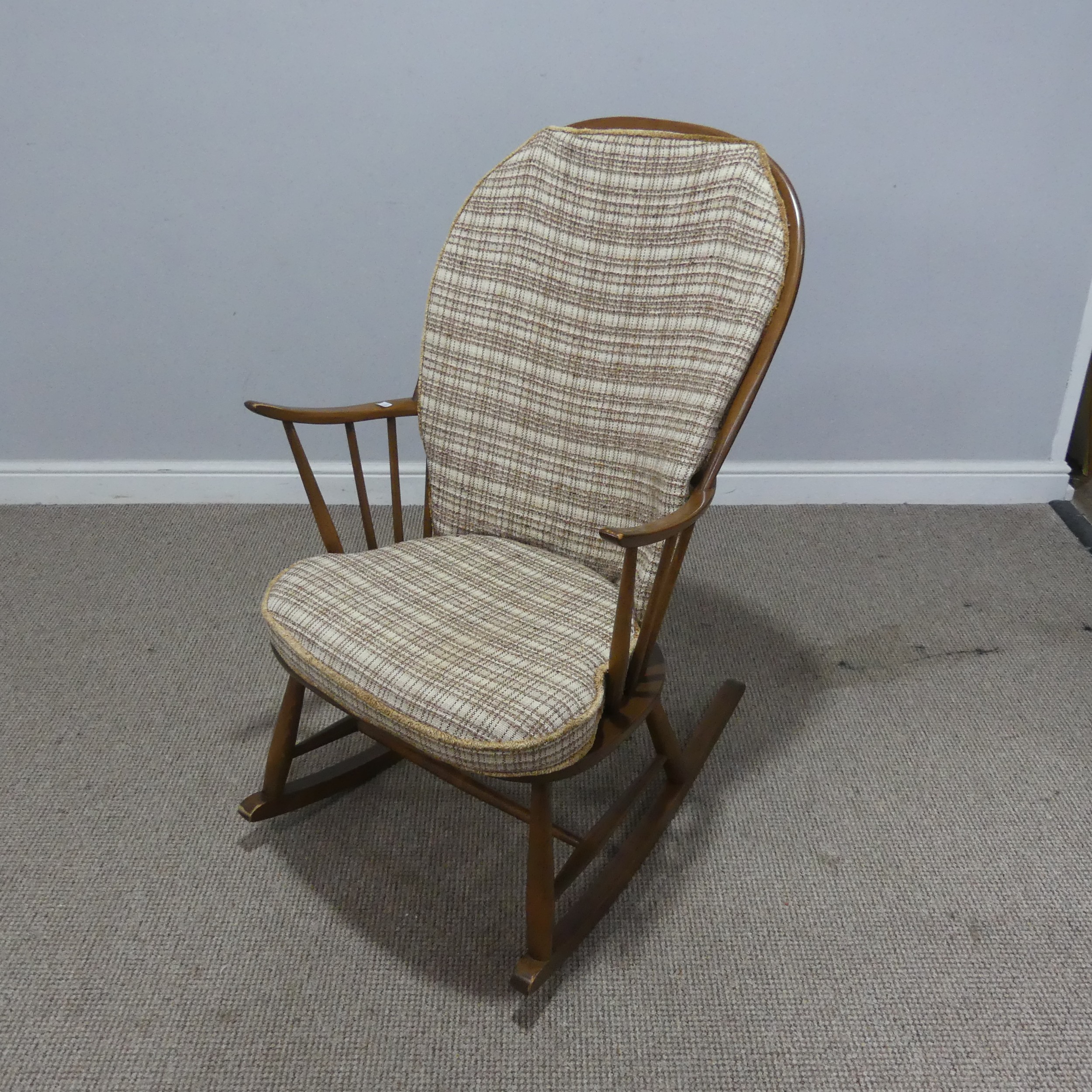 A light Ercol elm and beech Armchair, W 73 cm x H 102 cm x D 80 cm, together with a Ercol windsor - Image 5 of 5