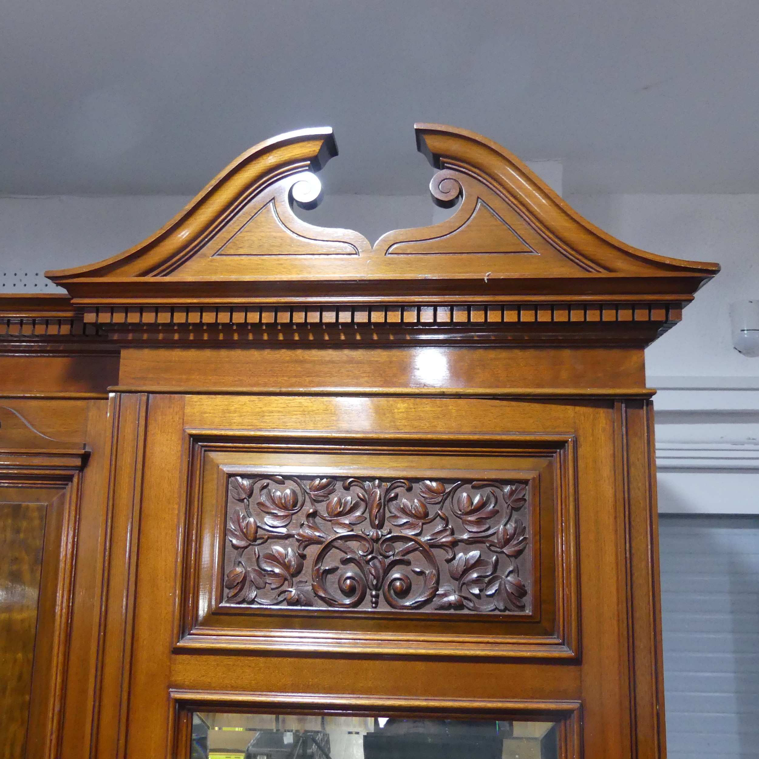 A good Victorian four-piece walnut and mahogany bedroom Suite, including ; a large compactum - Image 2 of 18