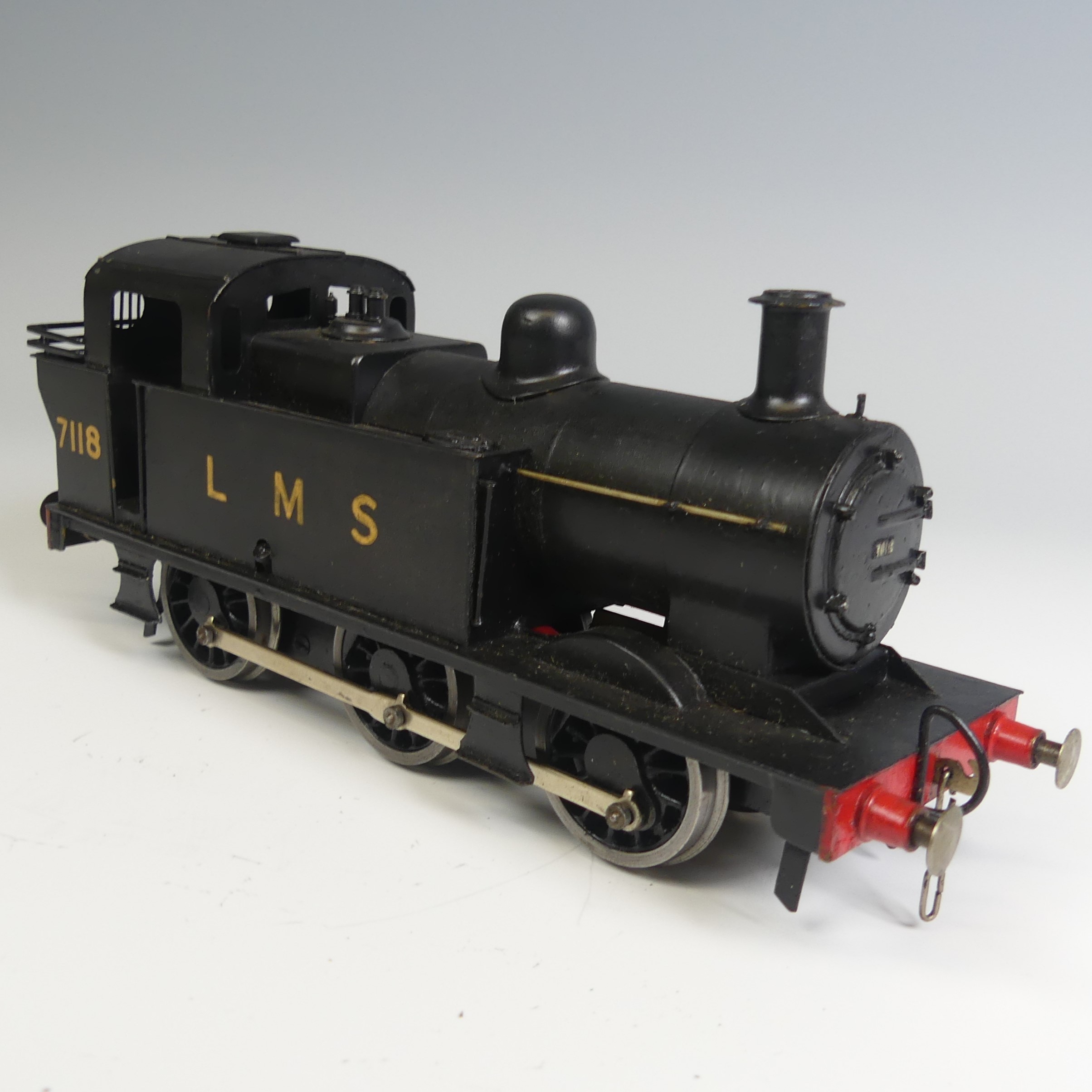 Leeds Model Co ‘0’ gauge electric LMS ‘Jinty’ 0-6-0 Tank Locomotive, finished in black as LMS 7118.