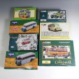 Corgi / Corgi Classics / Connoisseur Collection, fifteen model buses and coaches, including D949/24,