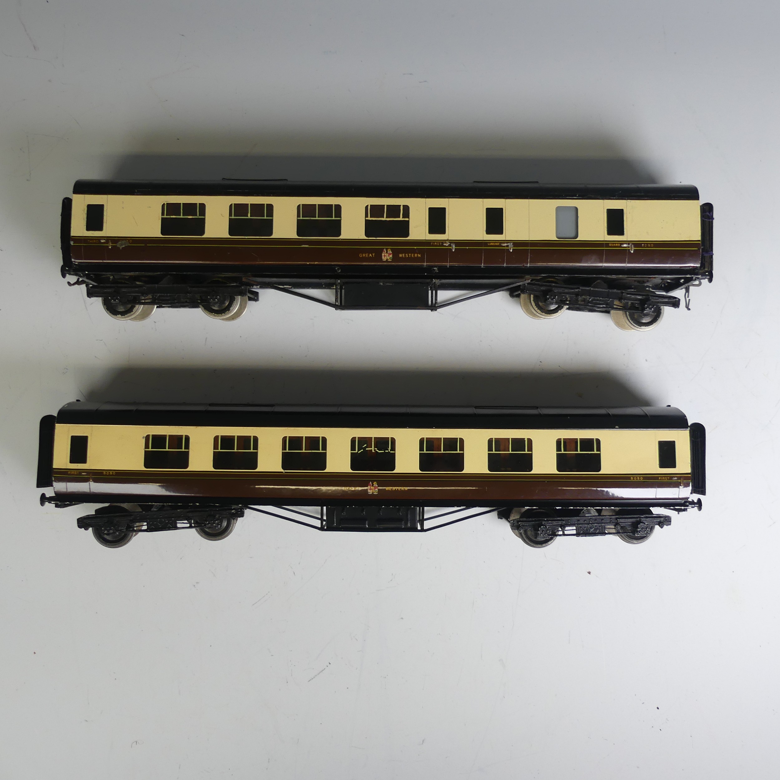 Two Exley ‘0’ gauge GWR Coaches, chocolate and cream: All 1st Class Corridor Passenger Coach No. - Image 6 of 6