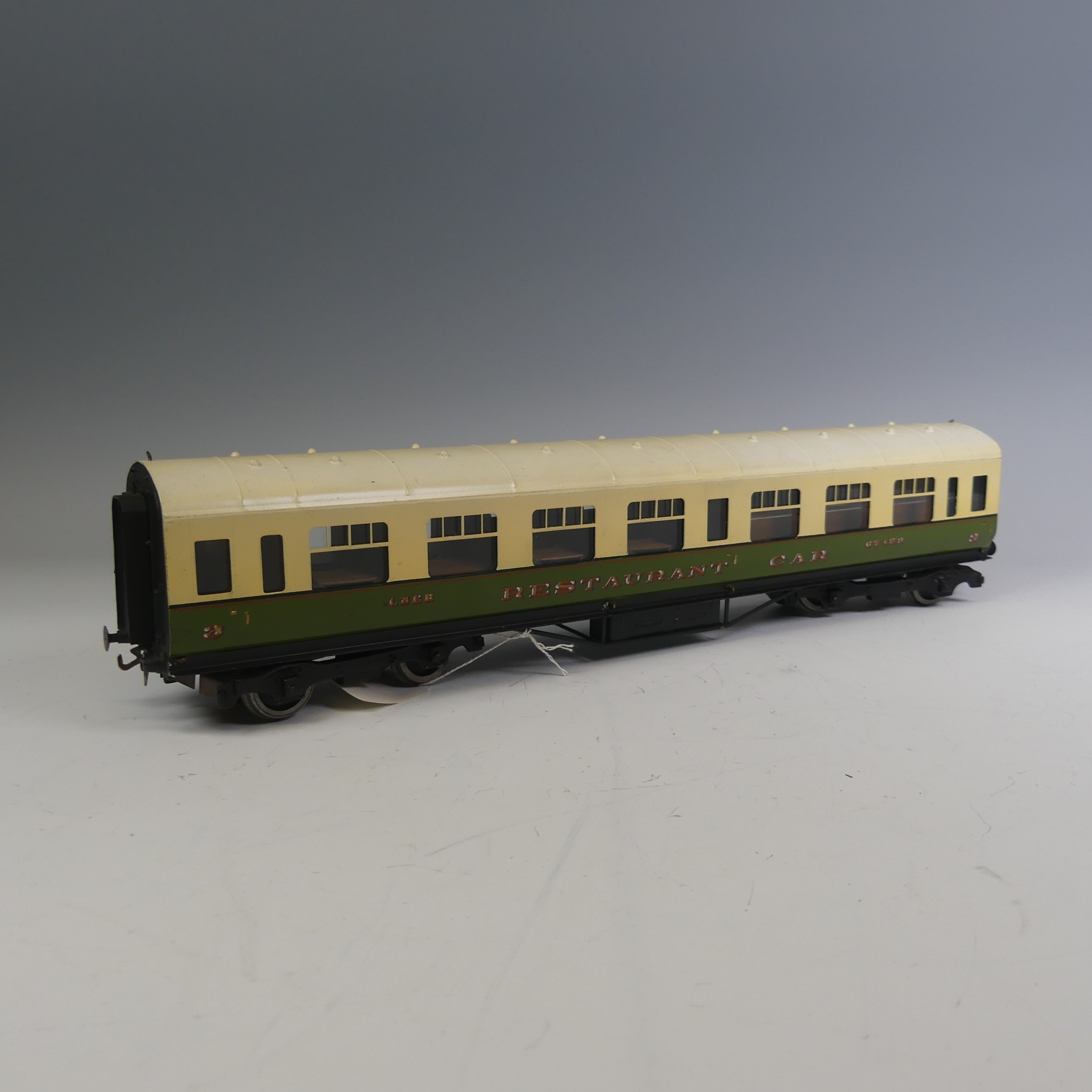 Exley ‘0’ gauge LNER 3rd/Restaurant Car, cream and green, No.67129.