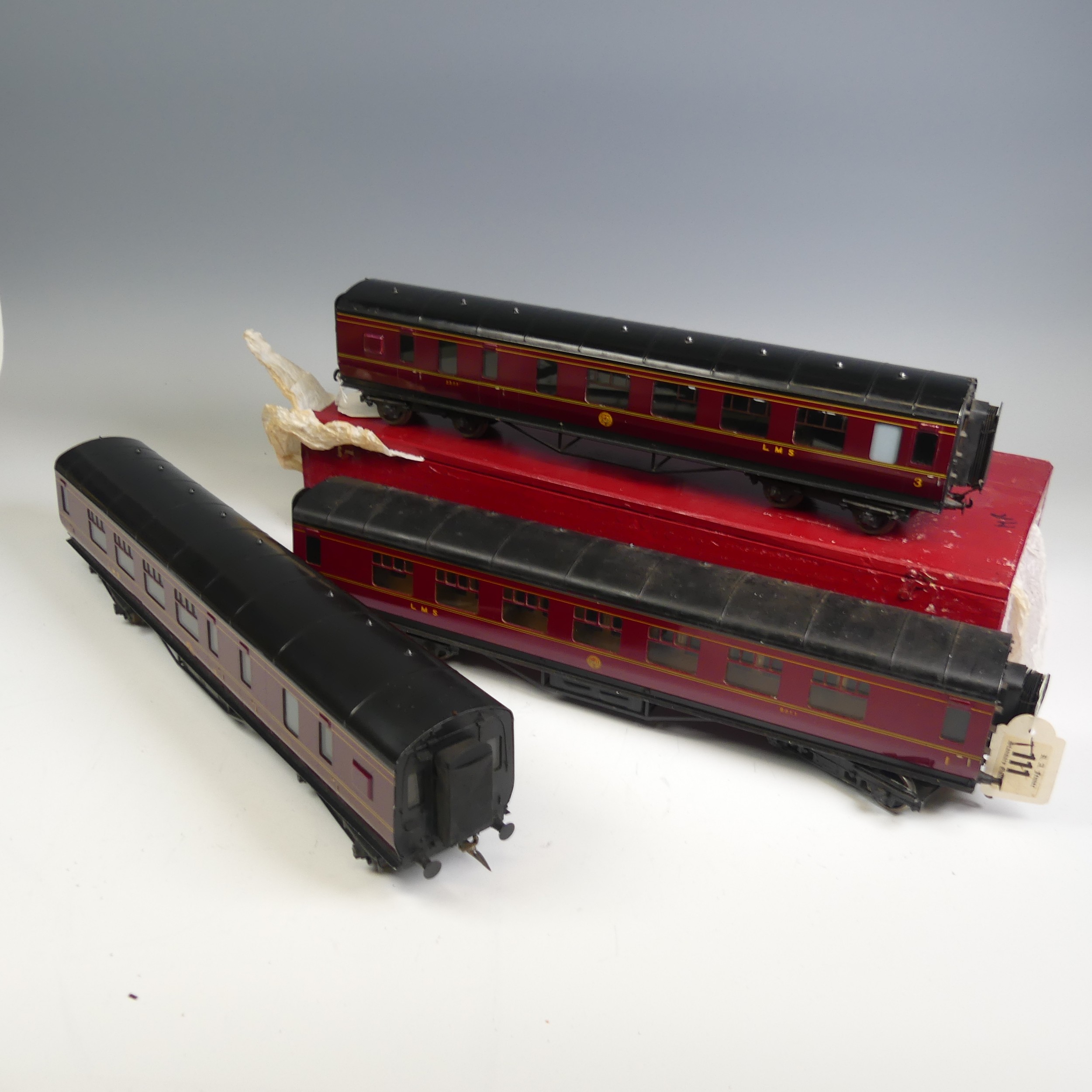 Three Exley ‘0’ gauge LMS Passenger Coaches, maroon with yellow lettering; 1st Class Corridor - Image 2 of 9