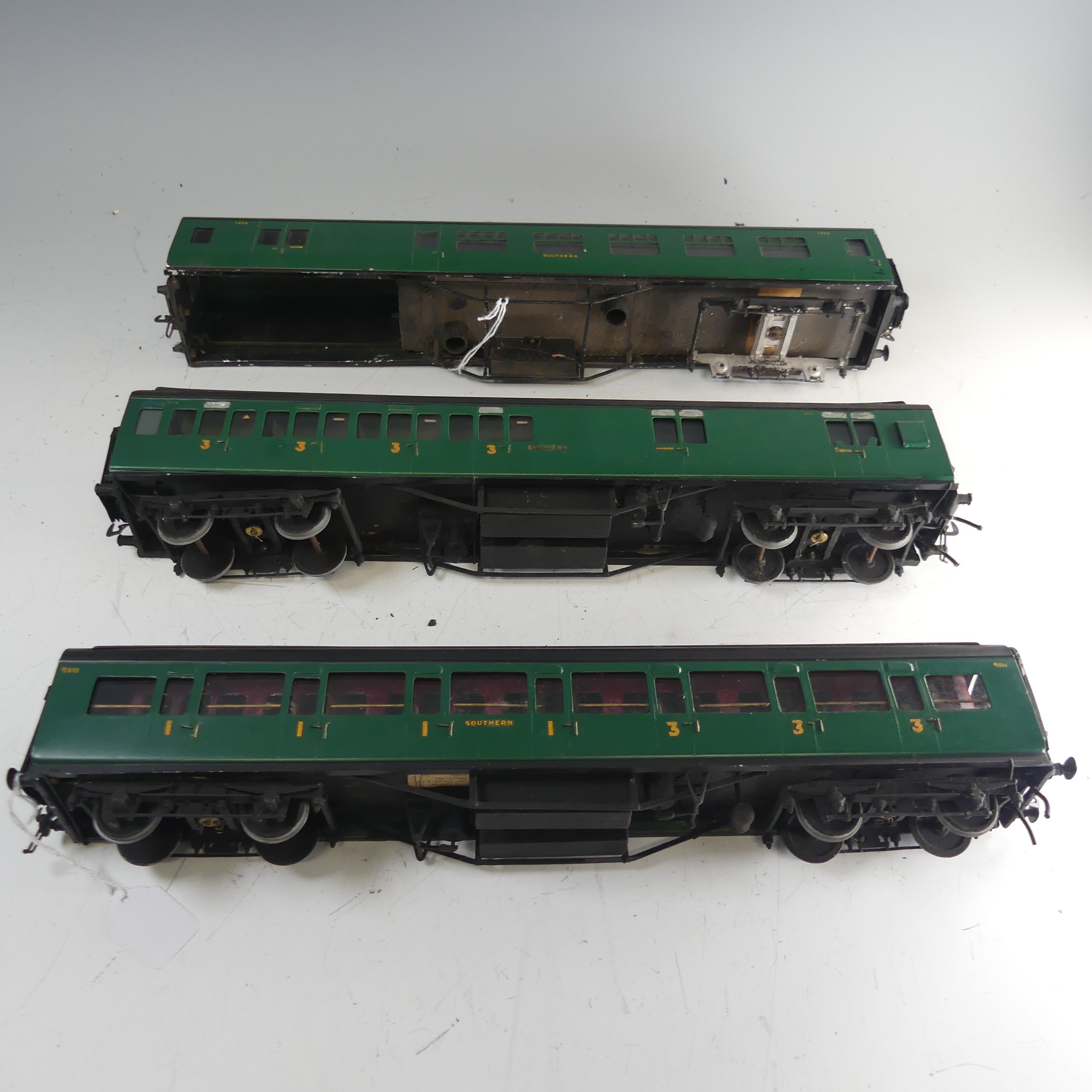 Two Exley ‘0’ gauge SR Coaches, green with yellow lettering, repainted, together with two Exley ' - Image 5 of 11