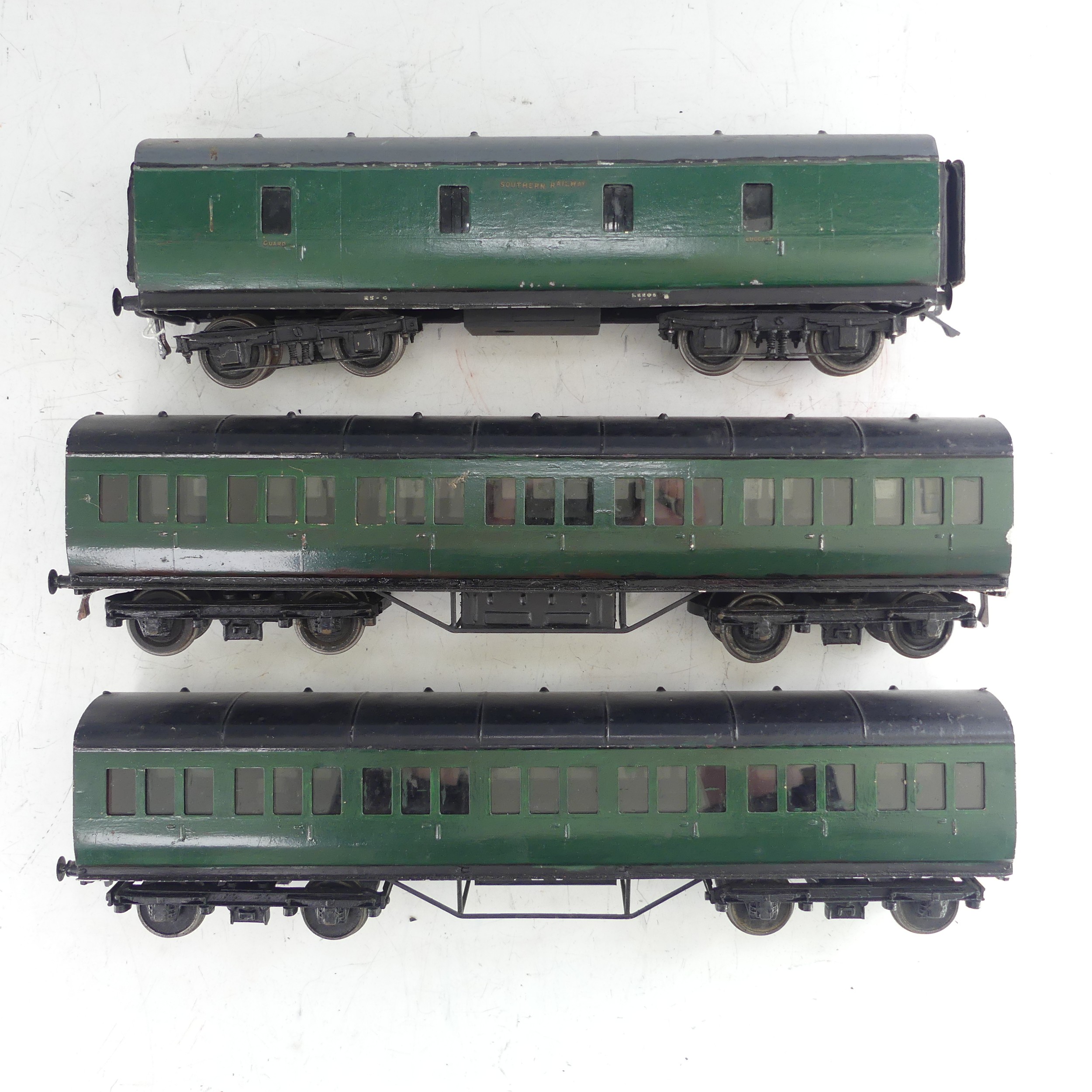 Two Exley ‘0’ gauge SR Coaches, green with yellow lettering, repainted, together with two Exley ' - Image 2 of 11