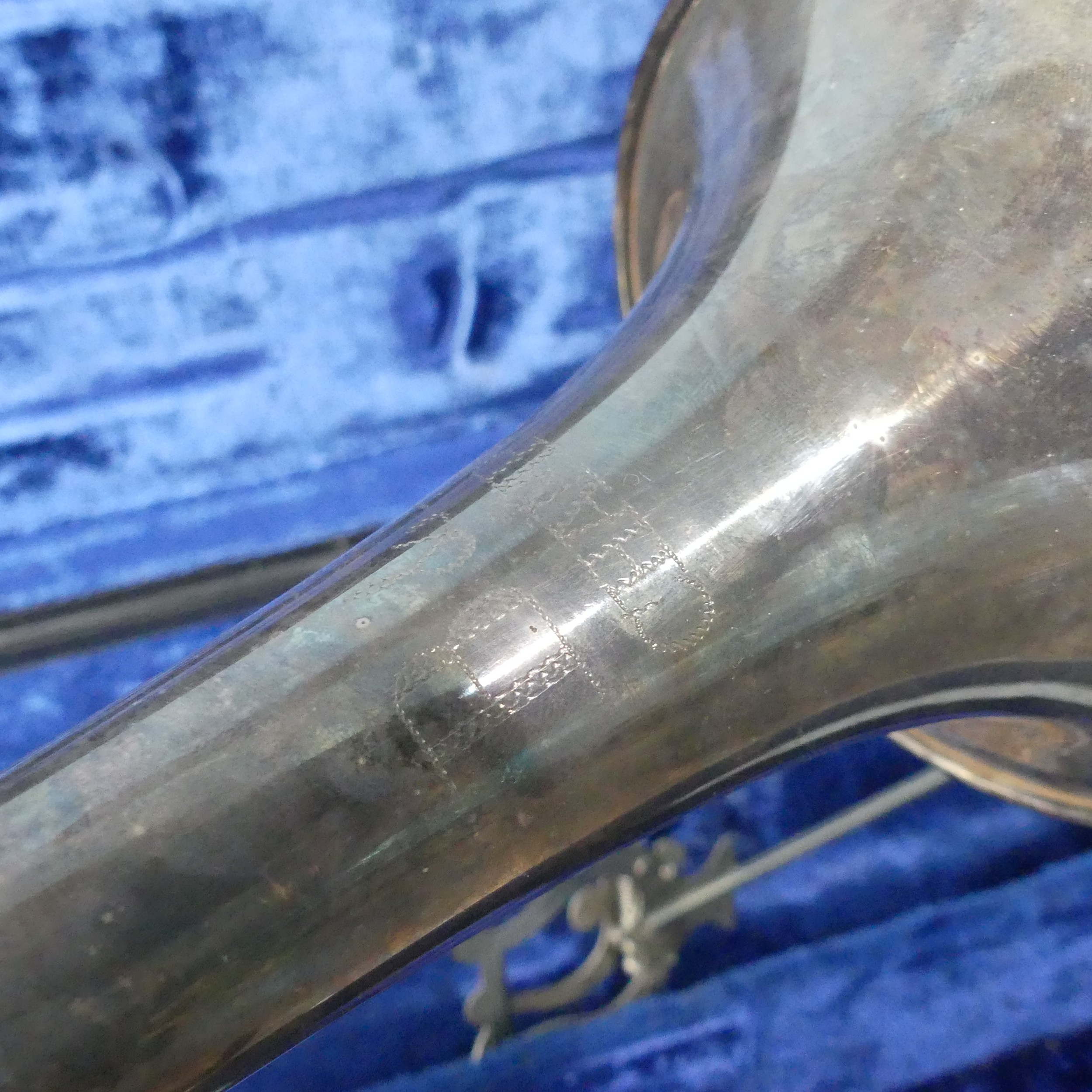 A 'B & M, Champion' silver plated Trumpet, with mouthpiece and stamped 'D123', in fitted hard - Bild 6 aus 7