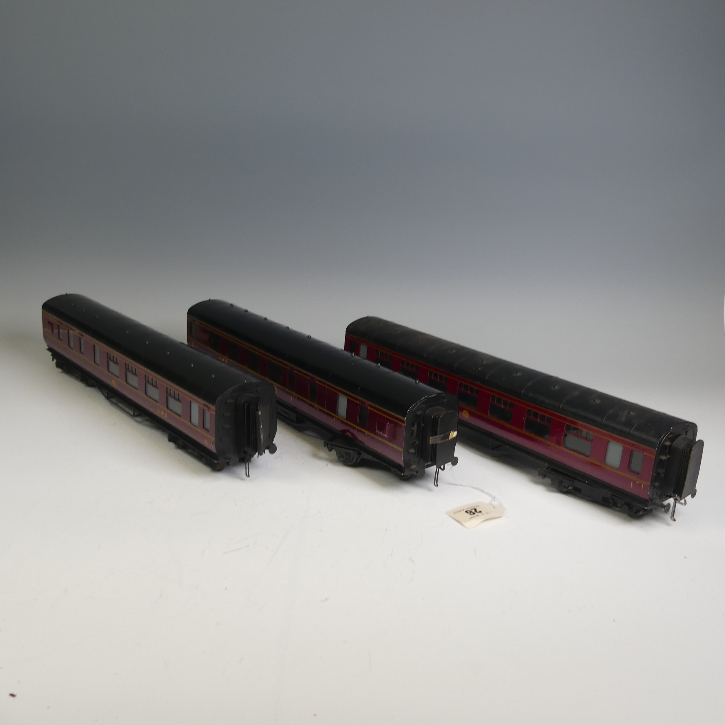 Three Exley ‘0’ gauge LMS Passenger Coaches, maroon with yellow lettering; 1st Class Corridor - Image 5 of 9