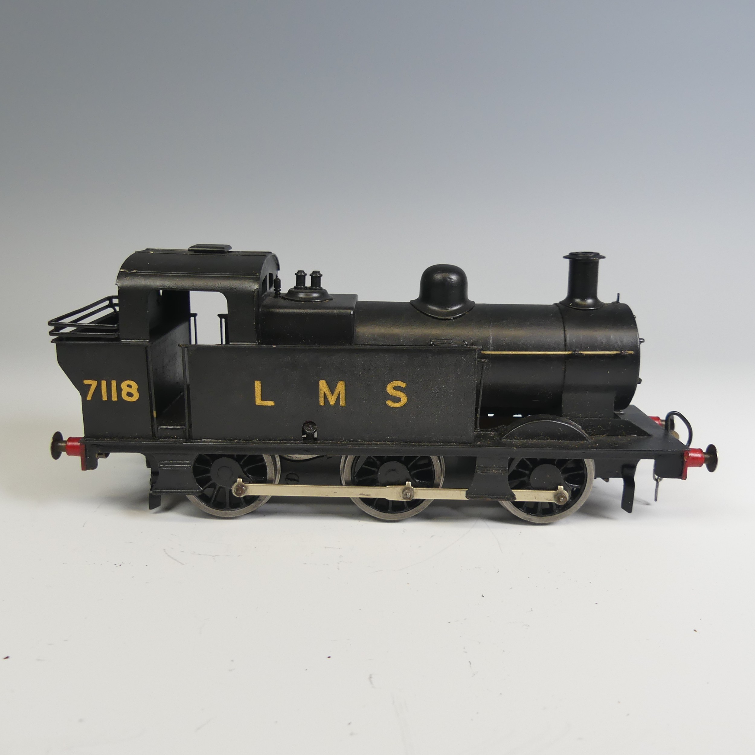 Leeds Model Co ‘0’ gauge electric LMS ‘Jinty’ 0-6-0 Tank Locomotive, finished in black as LMS 7118. - Bild 2 aus 7