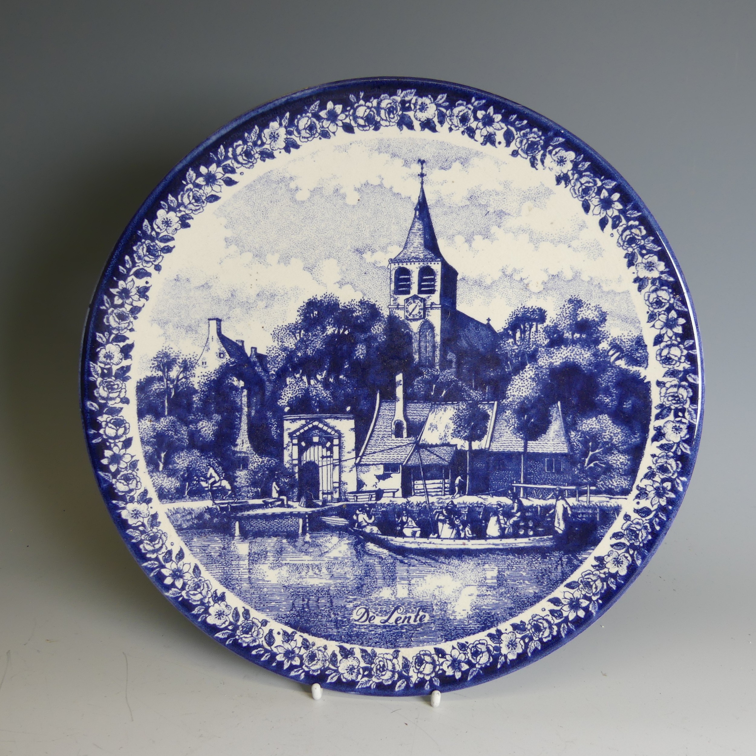 A pair of De Porceleyne Fles Delft pottery Plates, of moulded form, decorated with birds amongst - Image 5 of 10