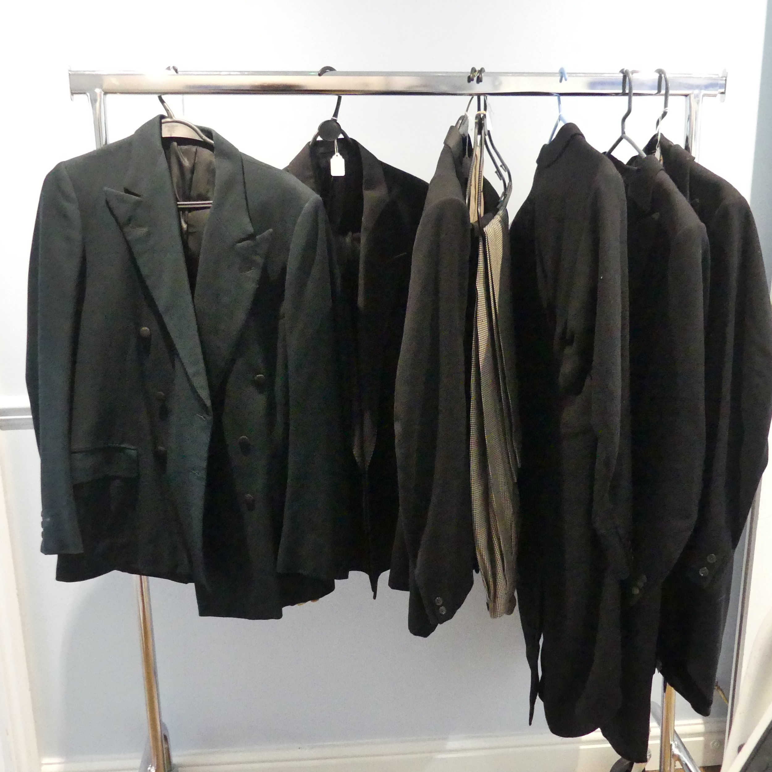 Bespoke Tailoring: early and mid 20th century Men's formal Evening Dress, including three tailcoats, - Image 4 of 6