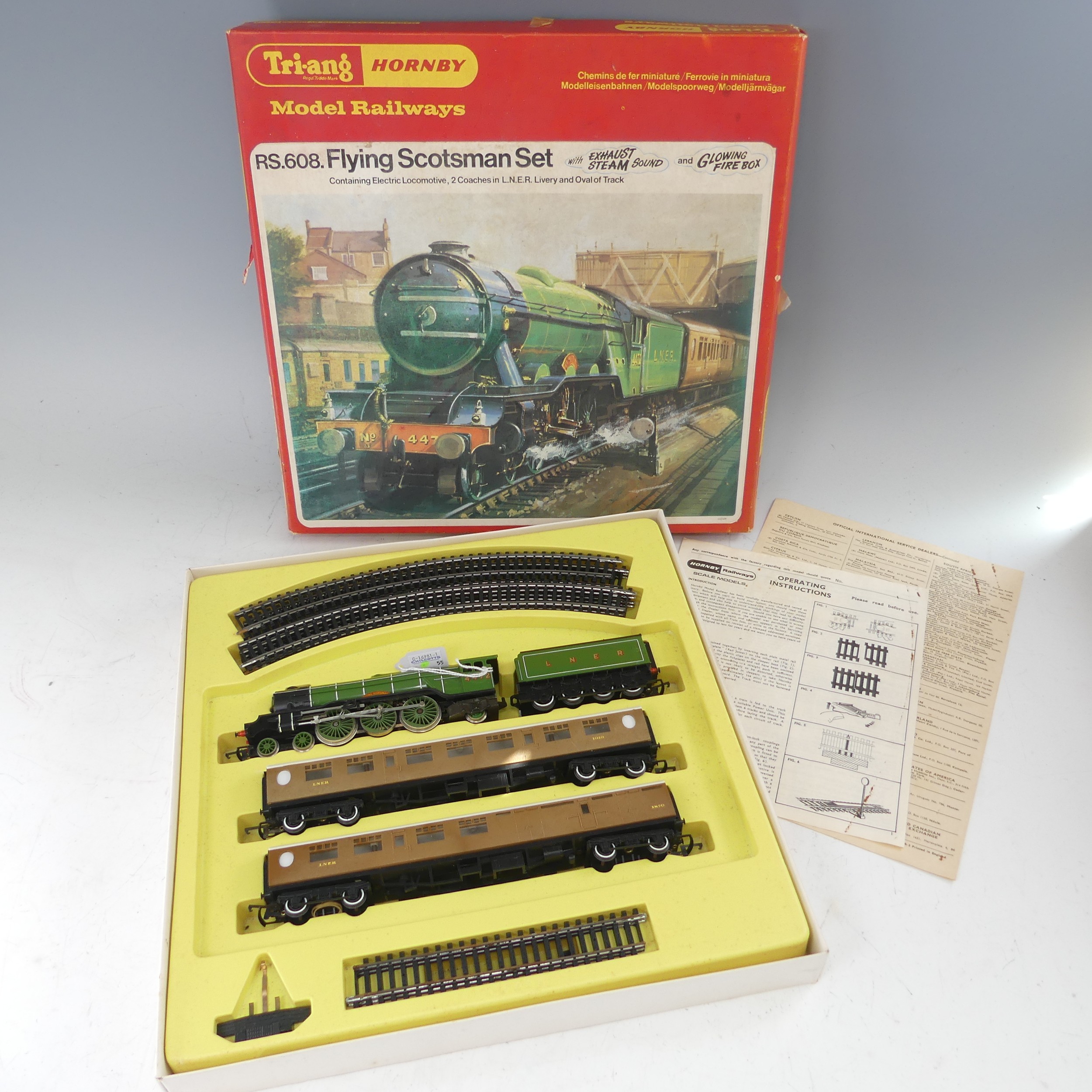 Tri-ang Hornby: '00' gauge electric RS.608 Flying Scotsman Set, containing 4-6-2 tender locomotive - Bild 5 aus 8