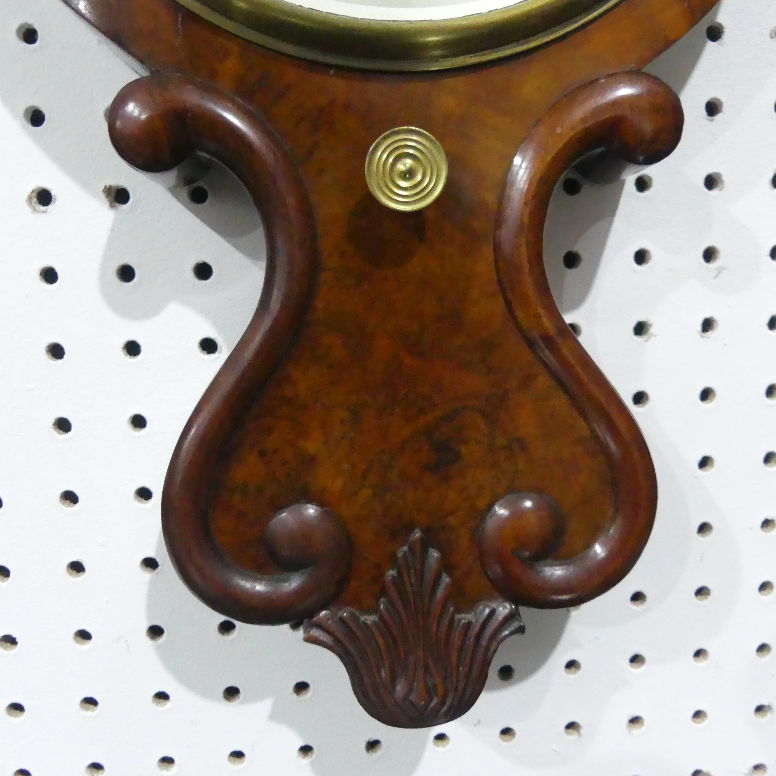 A 19th Century walnut cased banjo mercury Barometer Thermometer, silvered dial stamped 'Vincent Som - Image 5 of 5