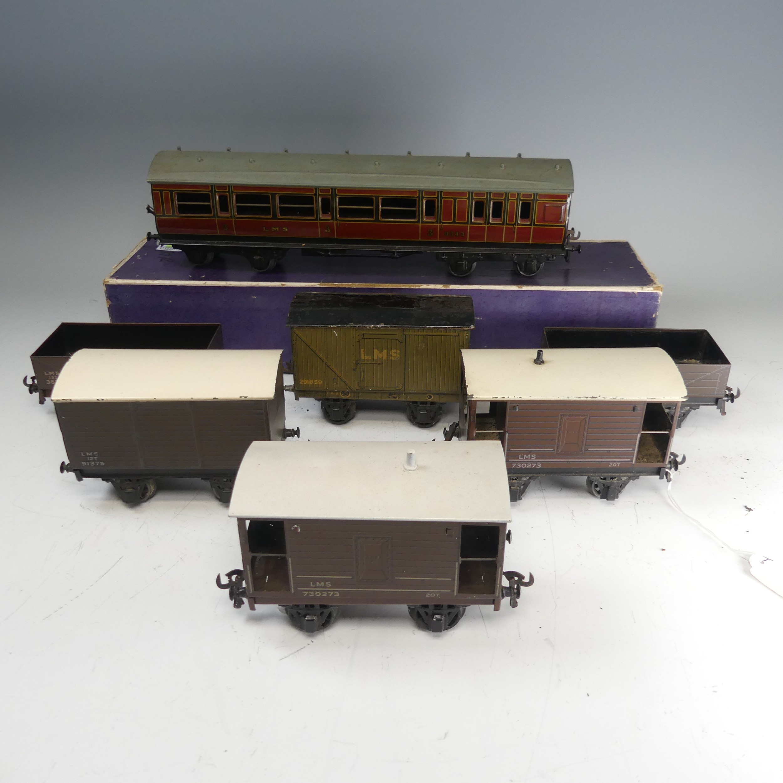 Bassett-Lowke '0' gauge LMS 3rd Class Coach, maroon with yellow lettering, No.9343, boxed,