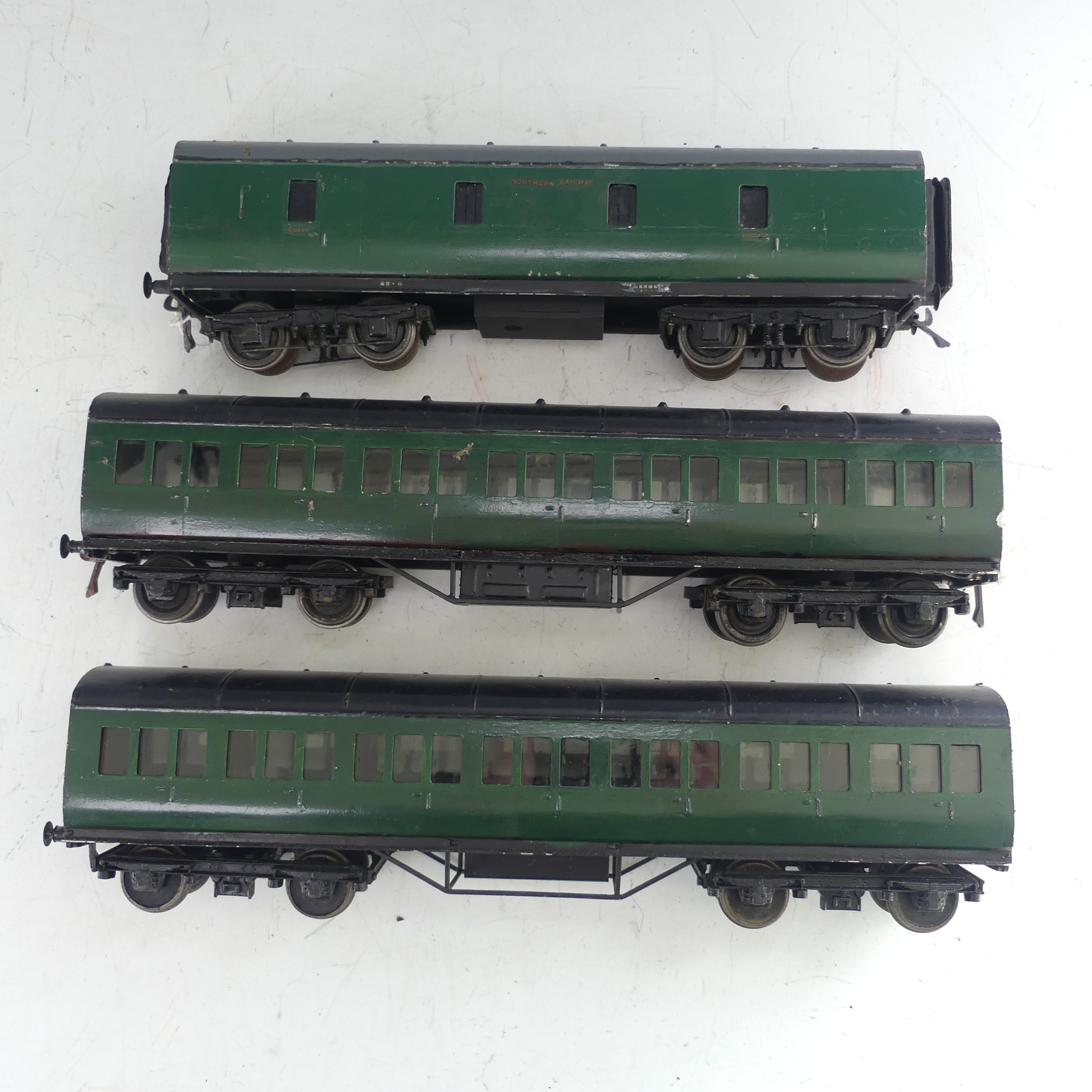 Two Exley ‘0’ gauge SR Coaches, green with yellow lettering, repainted, together with two Exley ' - Image 4 of 11