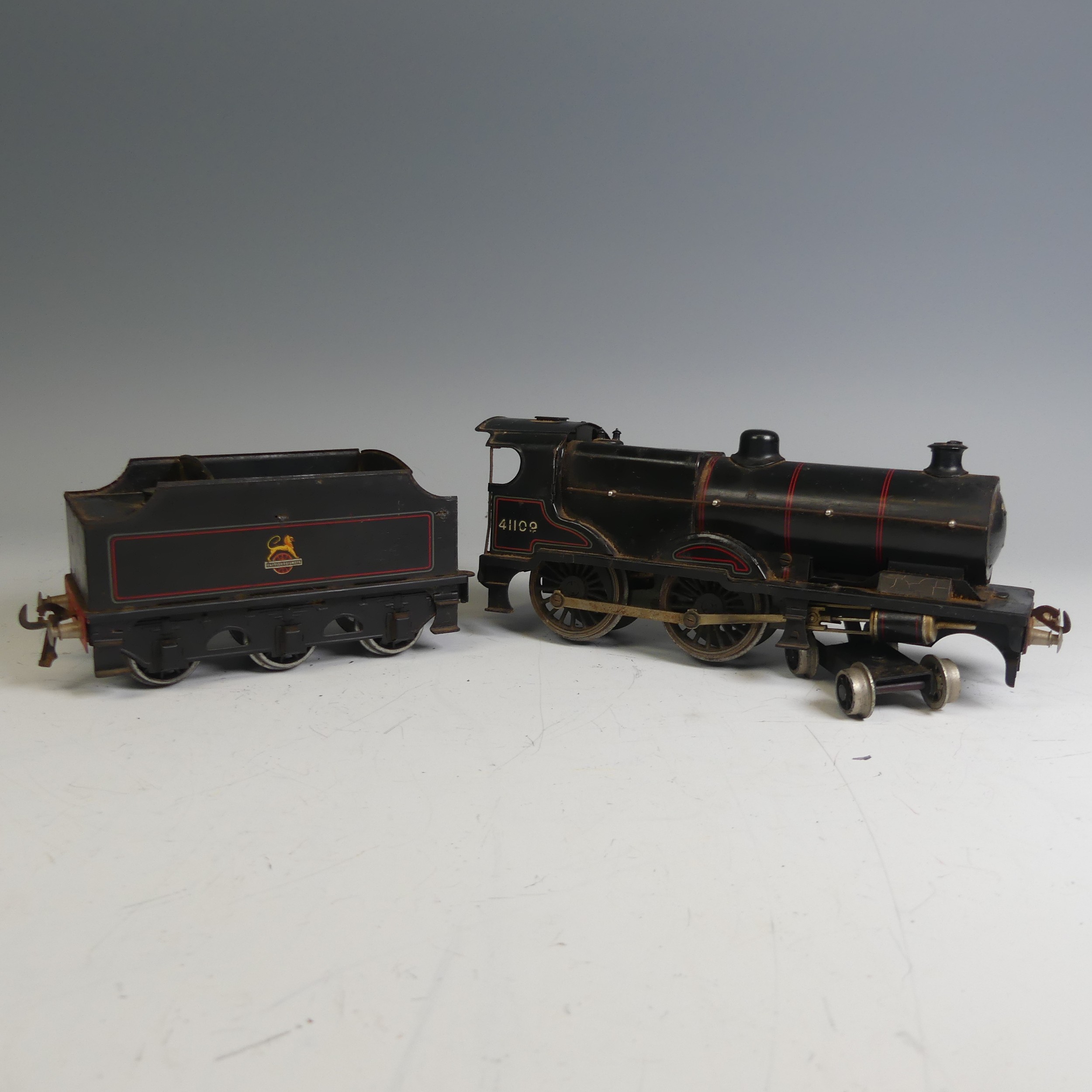 Bassett-Lowke ‘0’ gauge electric 4-4-0 ‘Compound’ Locomotive and six-wheel Tender, in BR lined - Image 3 of 5