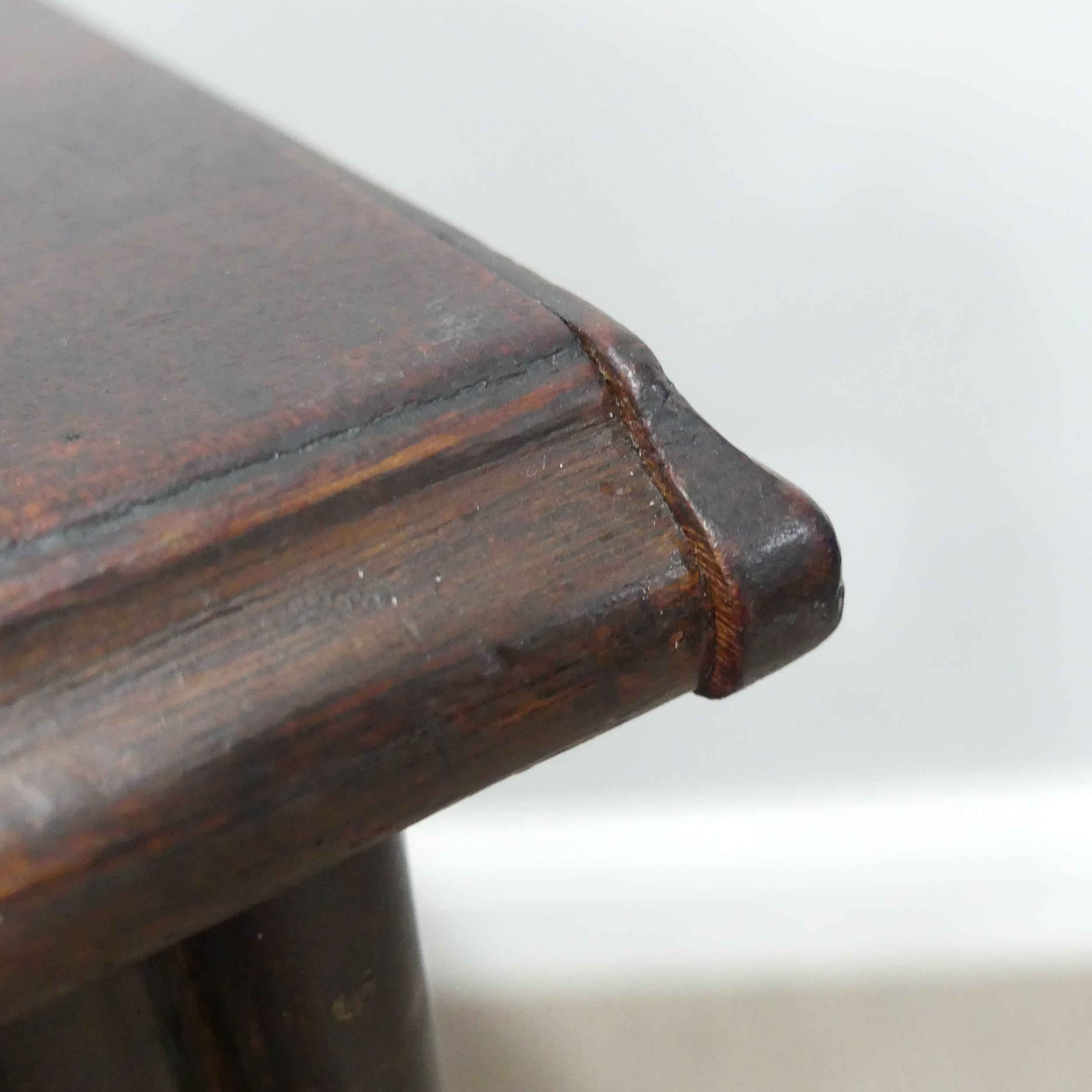 A Georgian mahogany side Table, moulded top over one drawer, raised on reeded legs, W 75.5 cm x H - Bild 5 aus 7