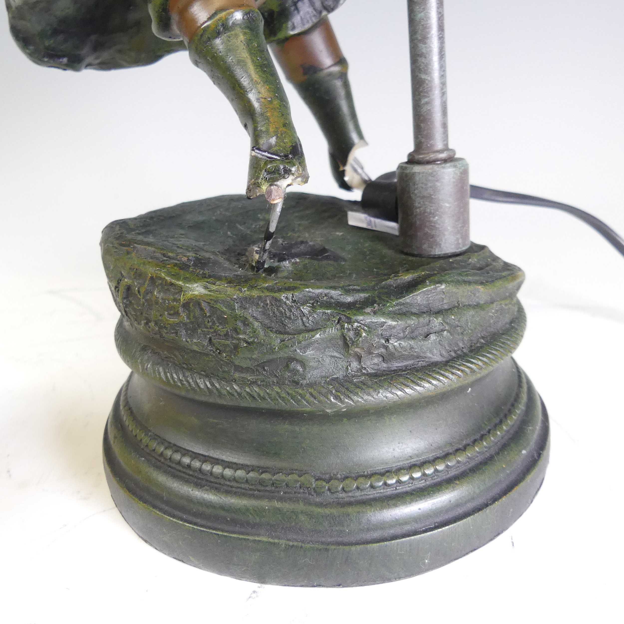 A reproduction bronzed resin Lamp, with damages see images, H 60 cm. - Bild 8 aus 9