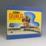 Hornby Dublo EDG17 3-Rail 0-6-2 Tank Goods Set, late version with the Vacuum Tanker, boxed.