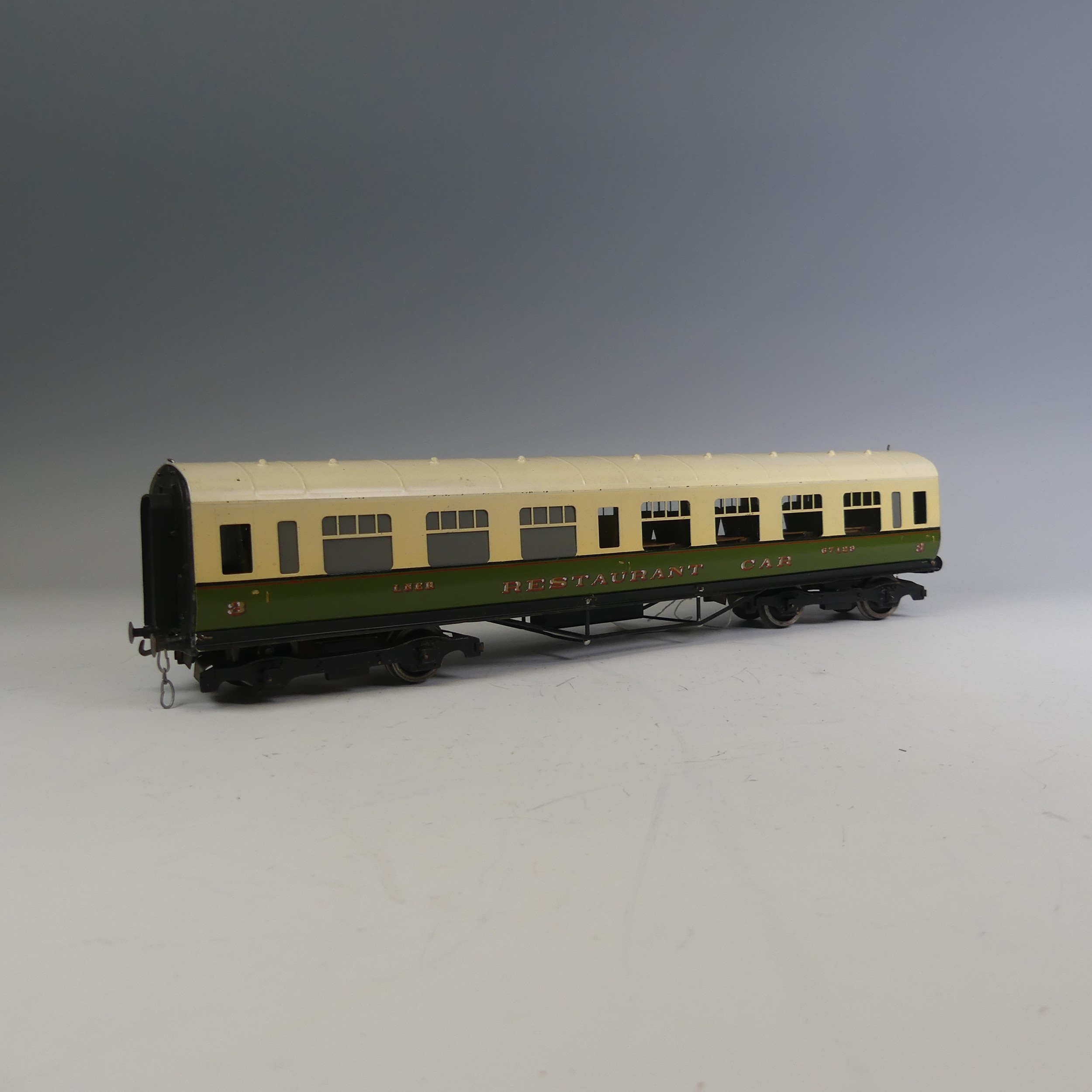 Exley ‘0’ gauge LNER 3rd/Restaurant Car, cream and green, No.67129. - Image 4 of 6