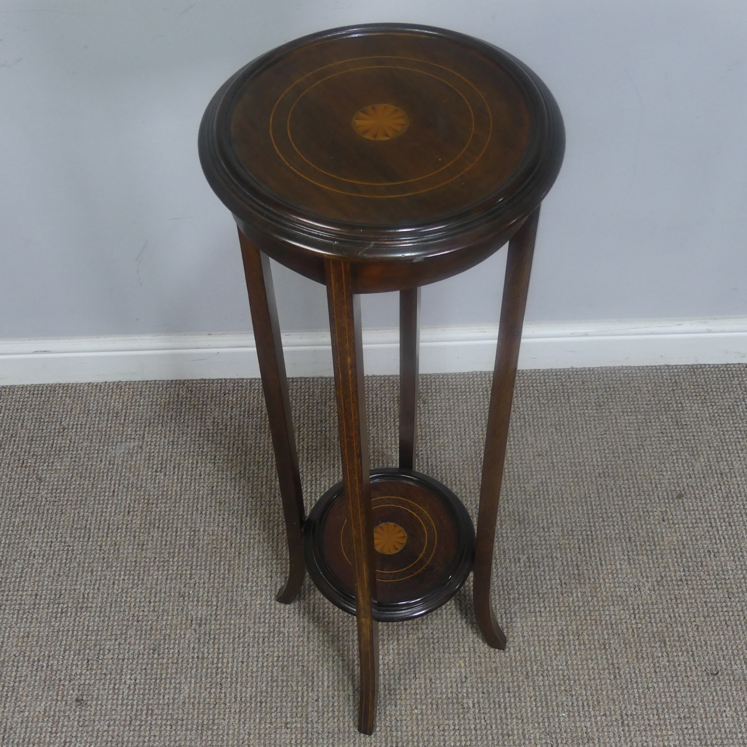 An Edwardian mahogany and inlaid Plant Stand, of circular form, H 99 cm, together with a woven - Image 4 of 7