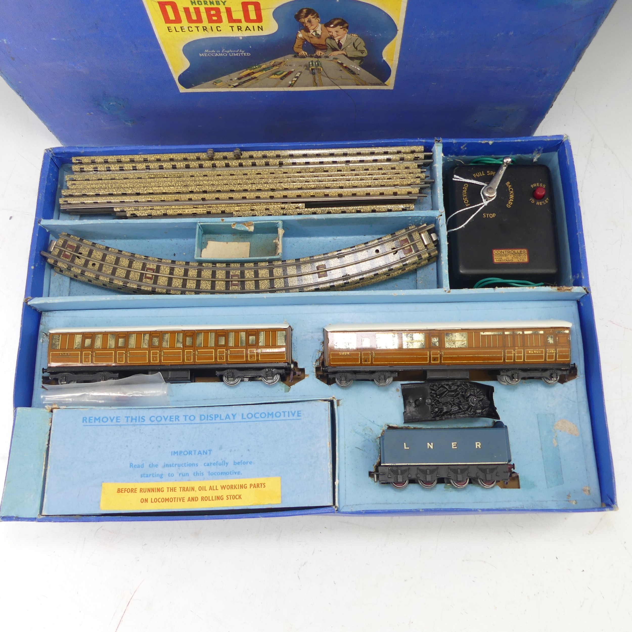 Hornby Dublo: '00' gauge EDP1 Passenger Train Set "Sir Nigel Gresley", 3-rail electric, comprising - Image 3 of 4