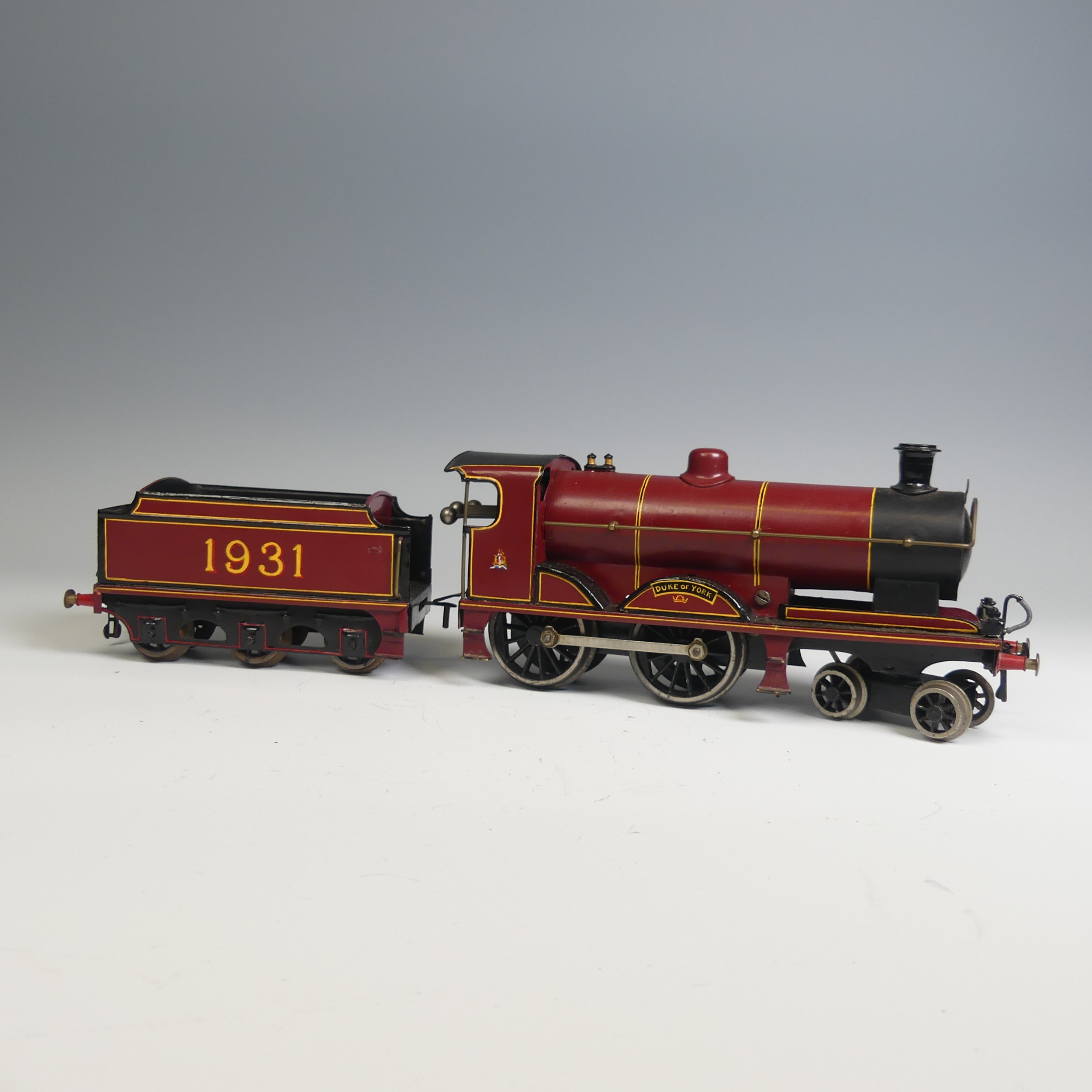 Bassett-Lowke ‘0’ gauge clockwork 'Duke of York’ 4-4-0 Locomotive and six-wheel Tender, finished