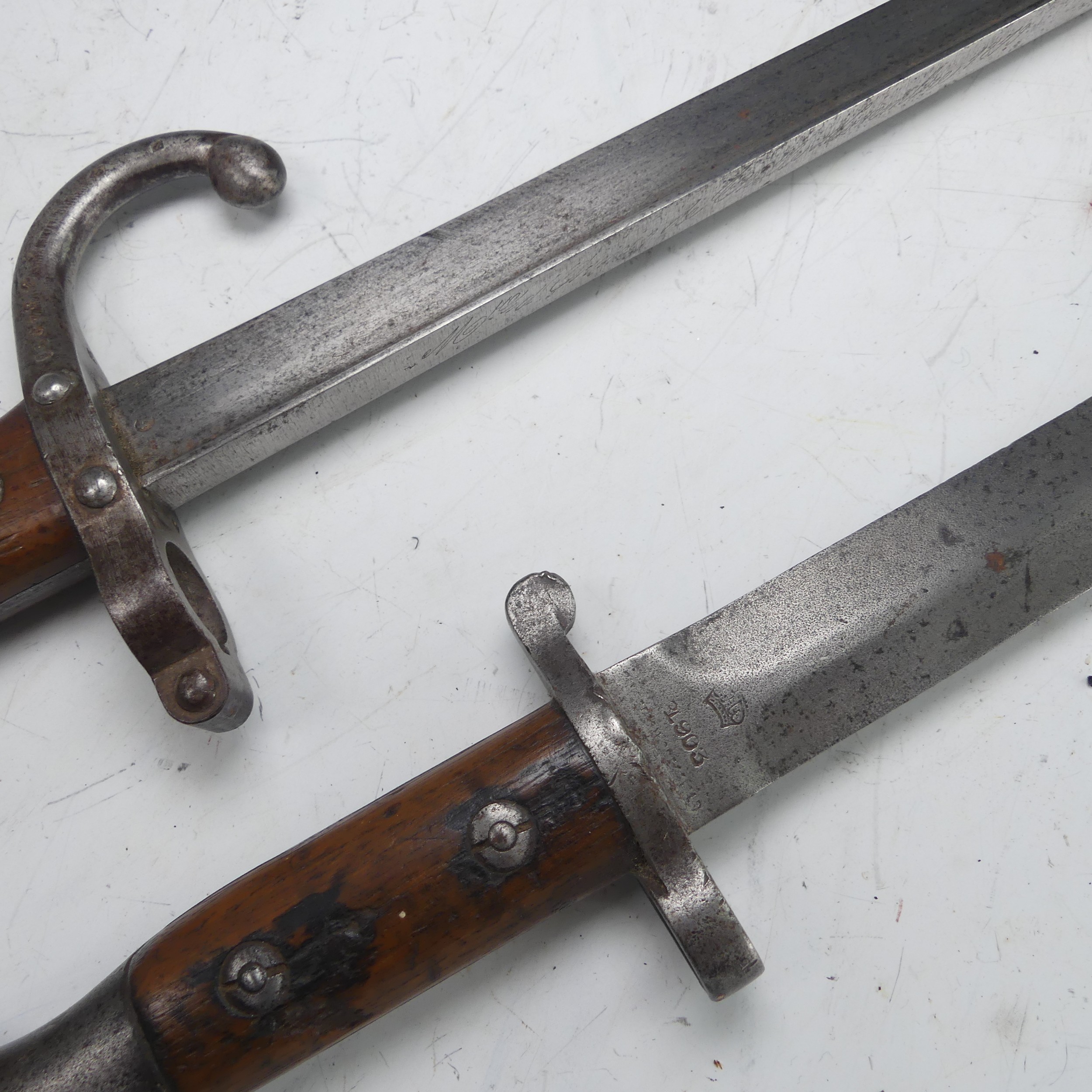 A 19th century French Gras Bayonet, marked the the spine '1879' to the hilt '04893', total length 65 - Image 4 of 9