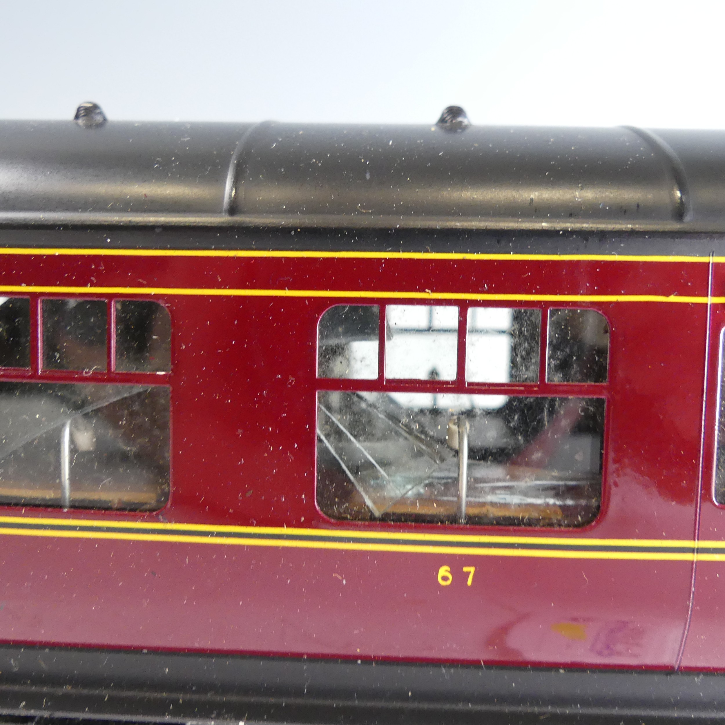 Exley ‘0’ gauge LMS Restaurant Car, in LMS maroon with yellow lettering, No.67. - Image 6 of 10