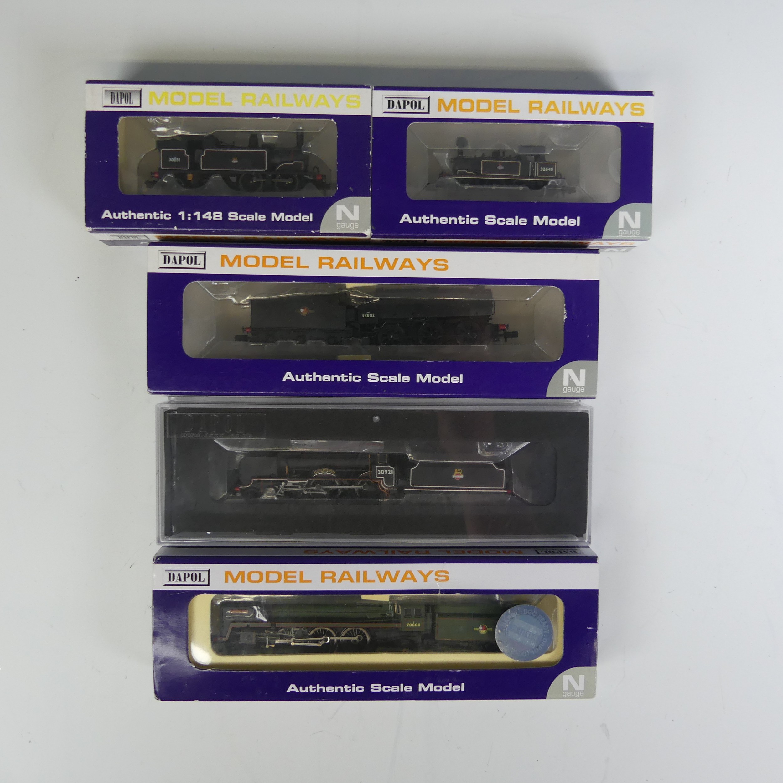 Five Dapol ‘N’ gauge Locomotives: ND-095A 4-6-2 ‘Britannia’, BR lined green; ND-094 0-6-0 Q1