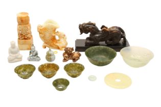 A GROUP OF CHINESE JADE AND HARDSTONE OBJECTS