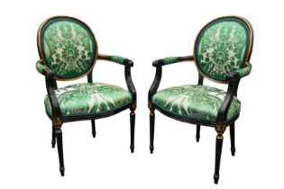 FAUTEUILS GREEN UPHOLSTRY