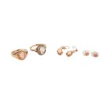 A GROUP OF 9CT JEWELLERY