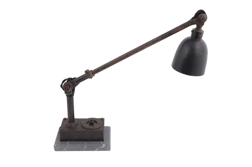 A BRITISH MACHINISTS DESK LAMP Preview: Colville Road - Image 2 of 4