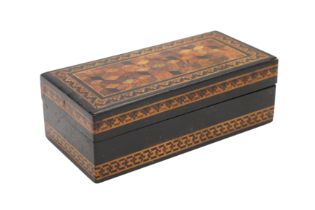 A SMALL 19TH CENTURY TUNBRIDGE WARE RECTANGULAR RING BOX