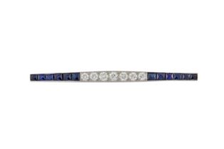 A SAPPHIRE AND DIAMOND BAR BROOCH