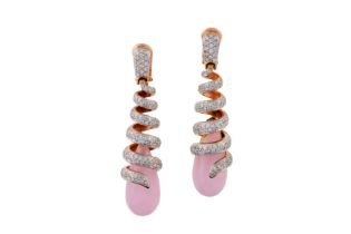 DE GRISOGONO Ι A PAIR OF ROSE QUARTZ AND DIAMOND PENDENT EARRINGS